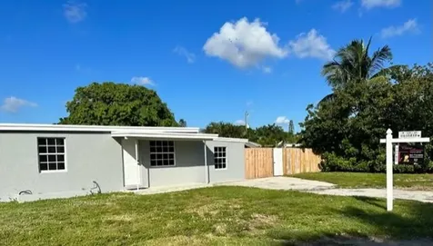 715 Greene Avenue Lake Worth FL 33461