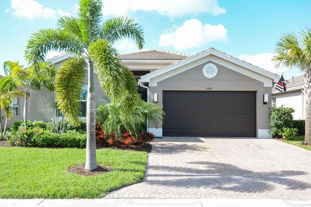12163 SW Jasper Lake Way Port St Lucie FL 34987