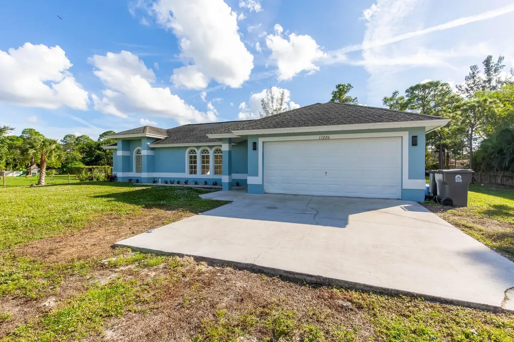11226 66th Street N West Palm Beach FL 33412