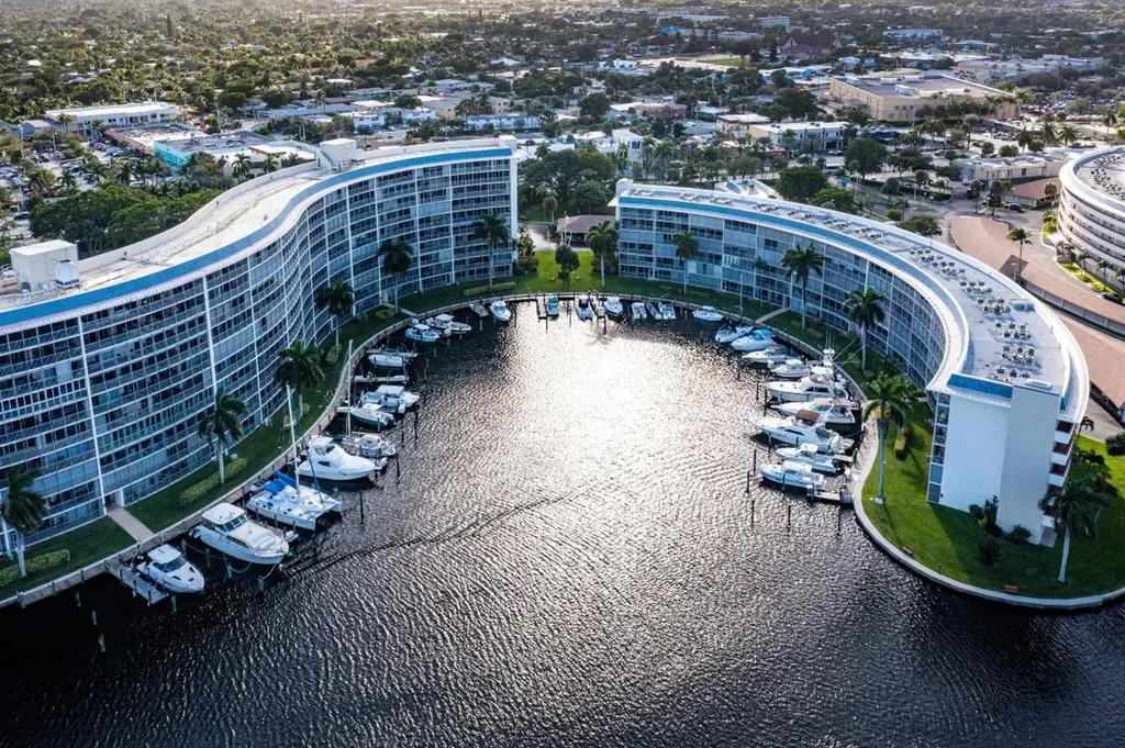 1523 E Hillsboro Boulevard Deerfield Beach FL 33441