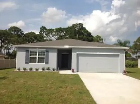 1213 SW Emerald Avenue Port St Lucie FL 34953