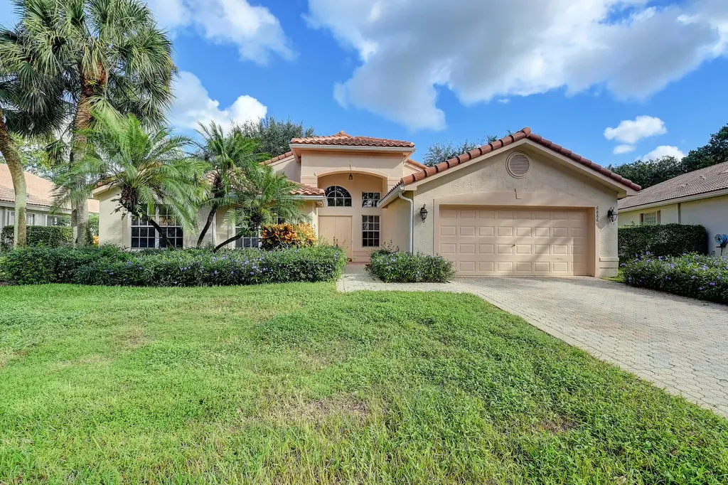 6886 Fiji Circle Boynton Beach FL 33437