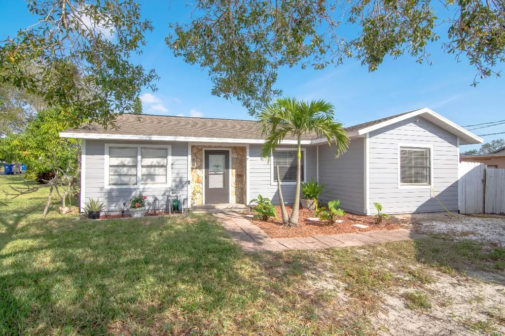 238 17th Street SW Vero Beach FL 32962