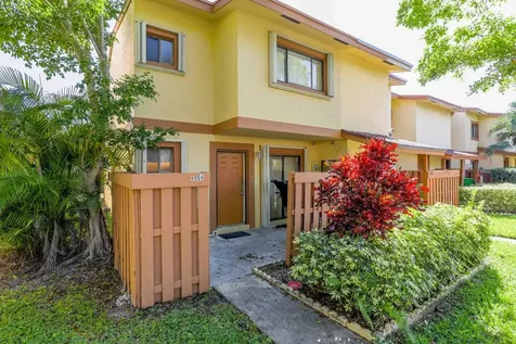 4064 Sierra Terrace Sunrise FL 33351