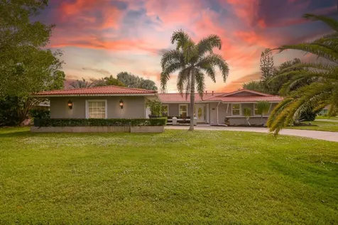 184 NE Caprona Avenue Port St Lucie FL 34983