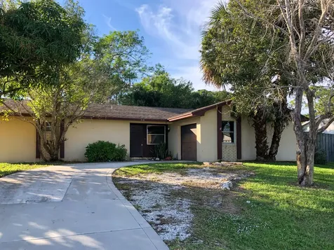 518 NW Kingston Street Port St Lucie FL 34983