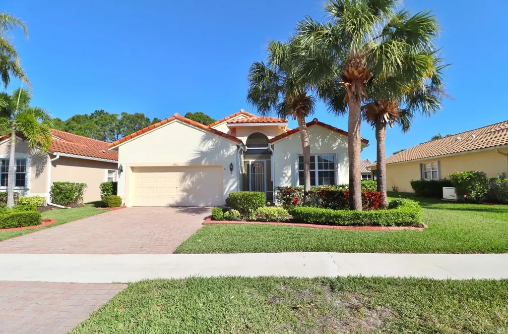 400 NW Sunview Way Port St Lucie FL 34986
