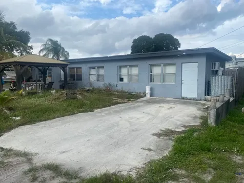 1230 S Federal Highway Lake Worth Beach FL 33460
