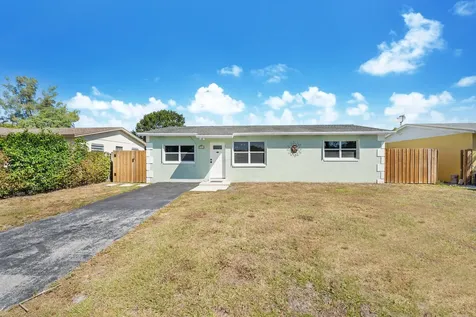 5561 S 37th Street Greenacres FL 33463