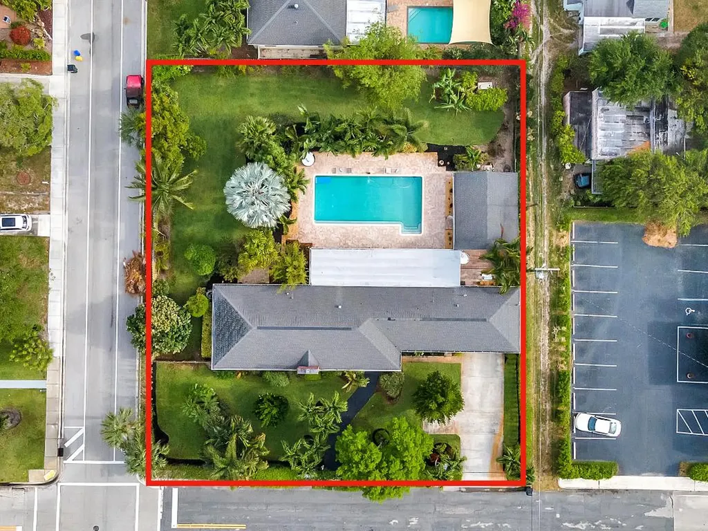 412 12th Avenue N Lake Worth Beach FL 33460