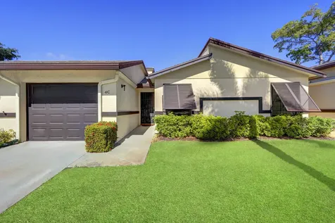 4 Ridge Pointe Drive Boynton Beach FL 33435