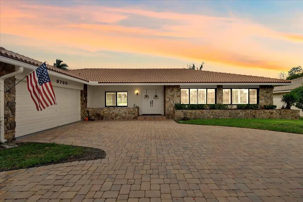 9780 NW 4th Street Coral Springs FL 33071