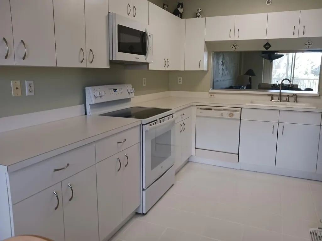 4734 Lucerne Lakes Boulevard Lake Worth FL 33467