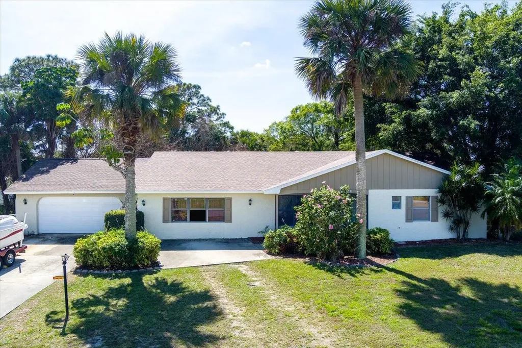 2002 SW Hobby Court Port St Lucie FL 34953