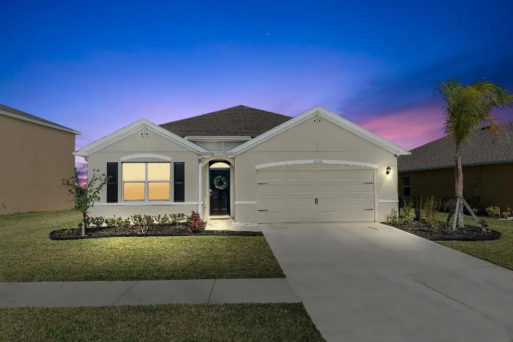 10700 SW Prato Way Port St Lucie FL 34987
