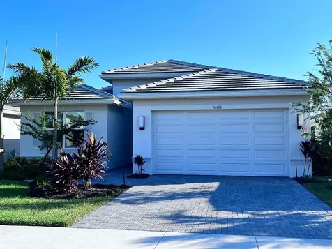 16766 SW Osprey Falls Way Port St Lucie FL 34987