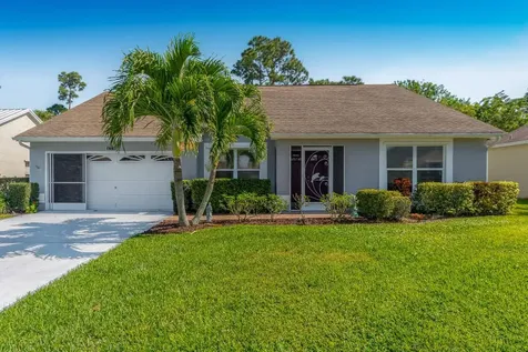 479 NW Casanova Circle Port St Lucie FL 34986