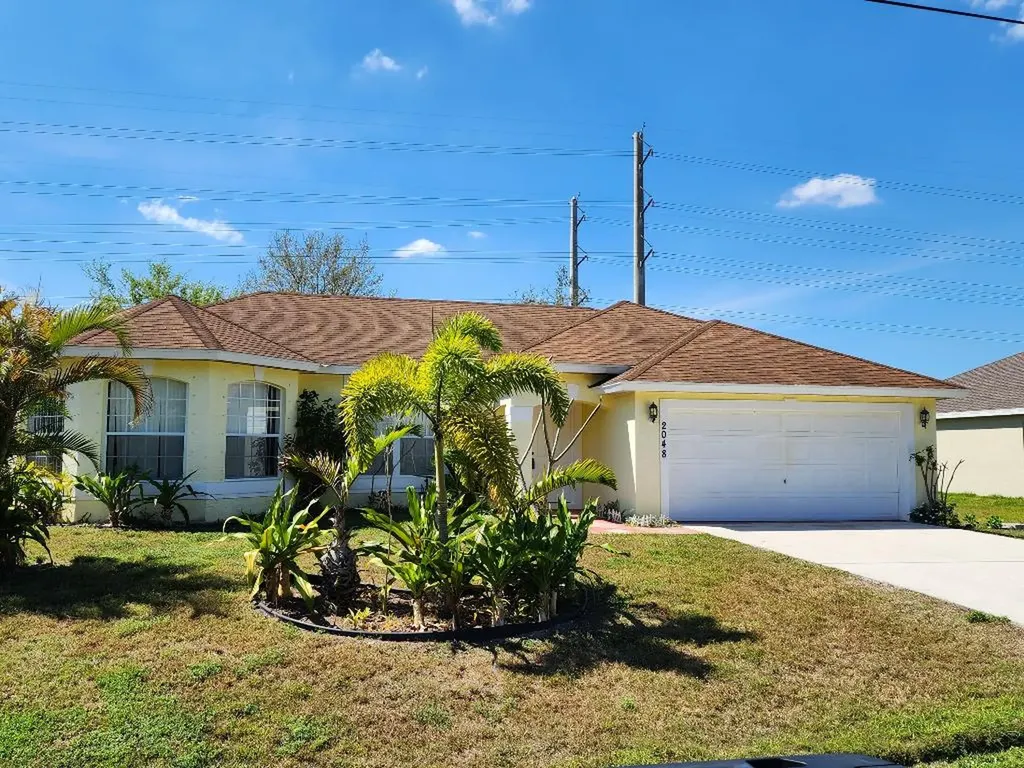2048 SW Driftwood Street Port St Lucie FL 34953