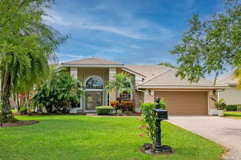 368 SW Quiet Woods Port St Lucie FL 34953