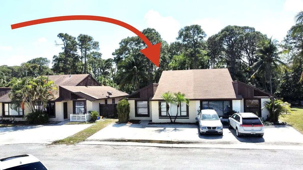 3785 Mil Lake Court Greenacres FL 33463