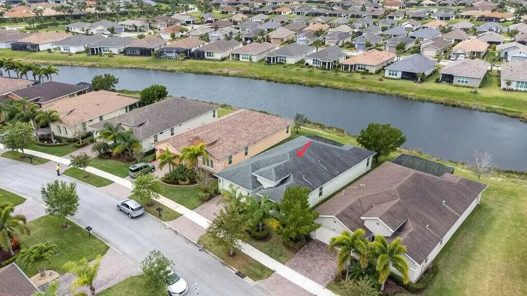 9685 SW Chestwood Avenue Port St Lucie FL 34987