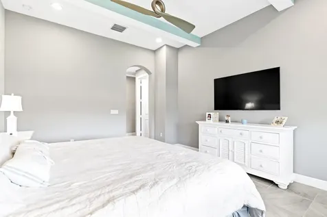 4777 Four Lakes Circle SW Vero Beach FL 32968