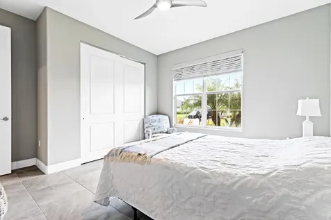 4777 Four Lakes Circle SW Vero Beach FL 32968