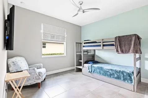 4777 Four Lakes Circle SW Vero Beach FL 32968