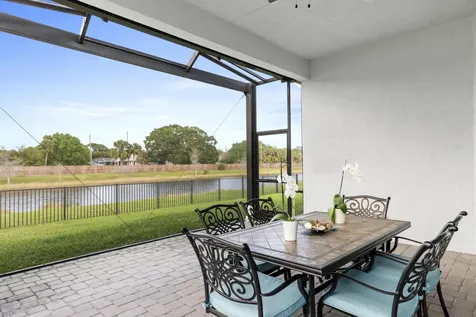 4777 Four Lakes Circle SW Vero Beach FL 32968