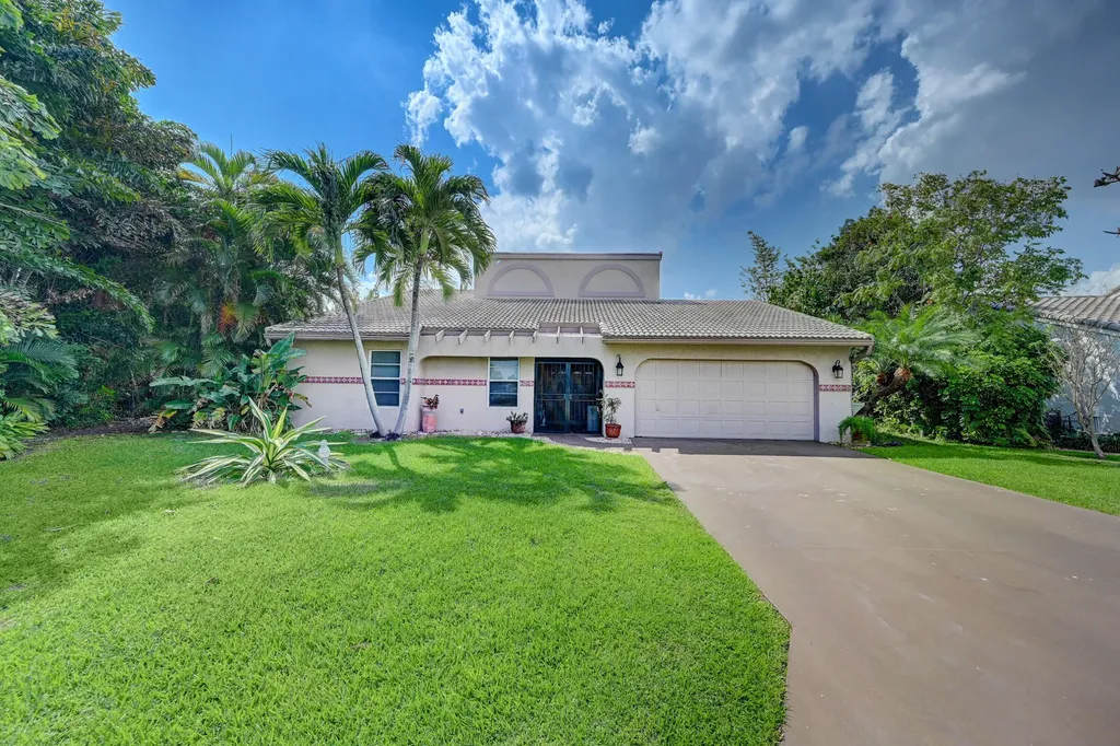 6915 NW 3rd Avenue Boca Raton FL 33487