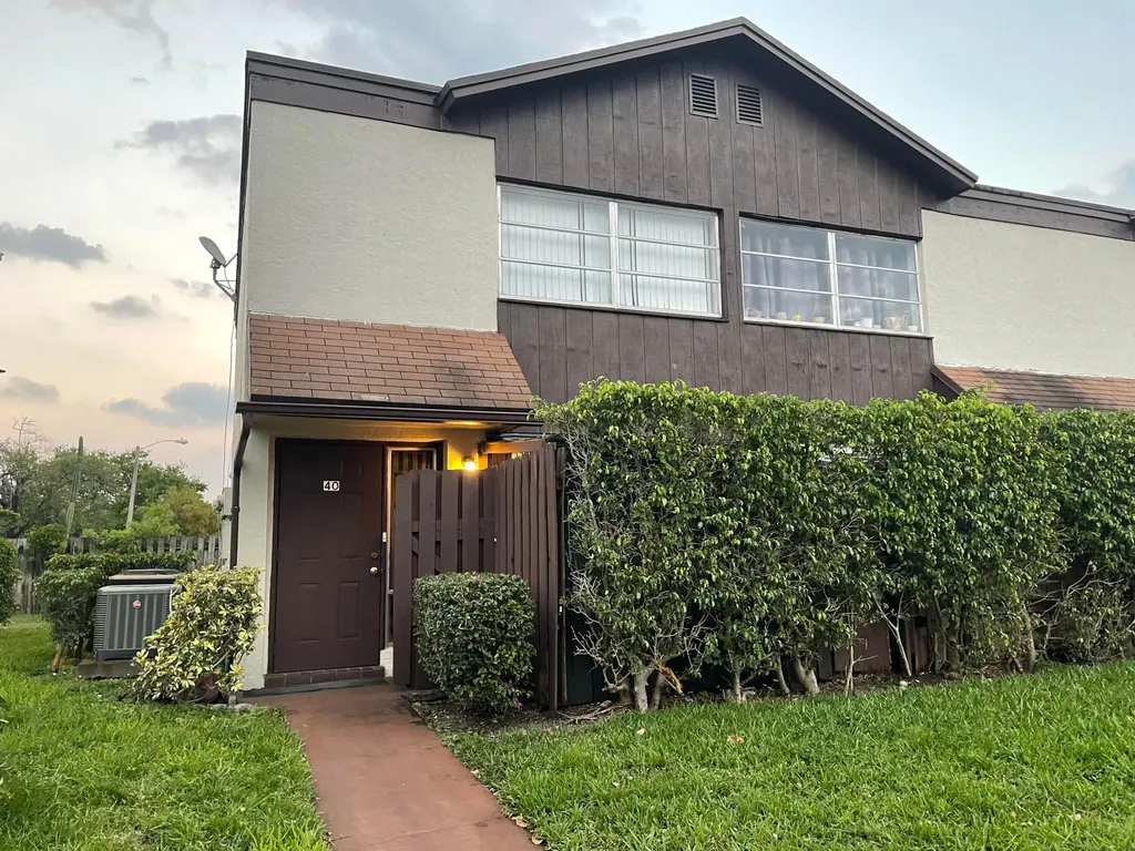 3201 NW 4th Terrace Pompano Beach FL 33064