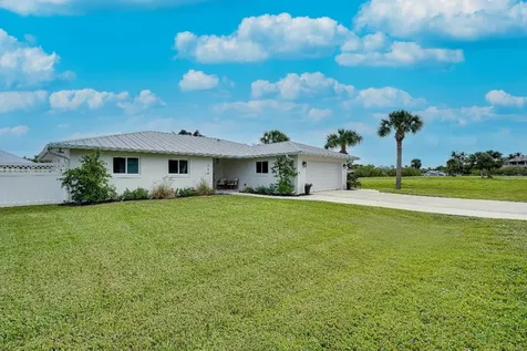 140 Dominion Court Hutchinson Island FL 34949