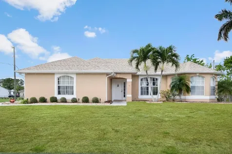 117 SW North Danville Circle Port St Lucie FL 34953