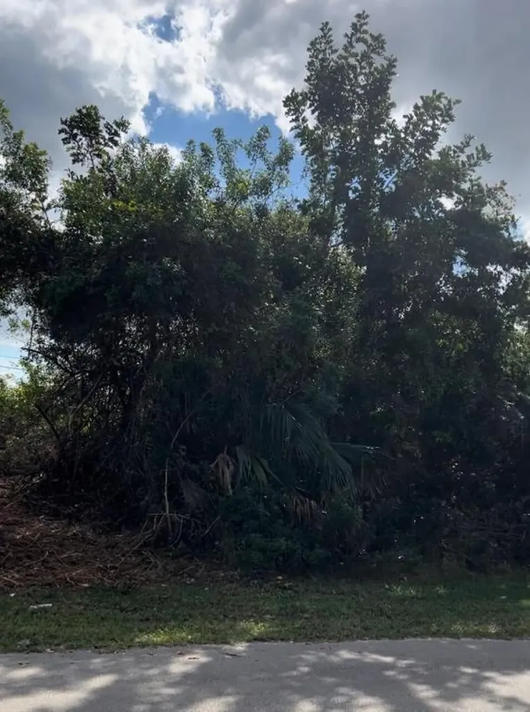 756 SW Sardinia Avenue Port St Lucie FL 34953