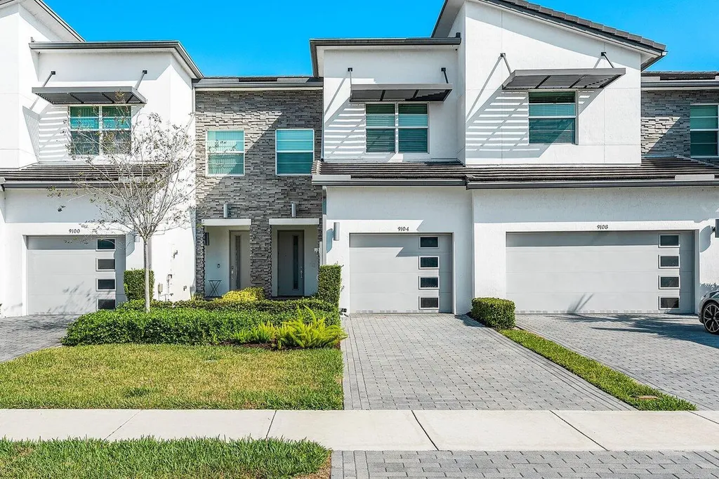 9104 Kingsmoor Way Lake Worth FL 33467