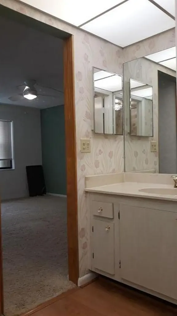 9355 SW 8th Street Boca Raton FL 33428