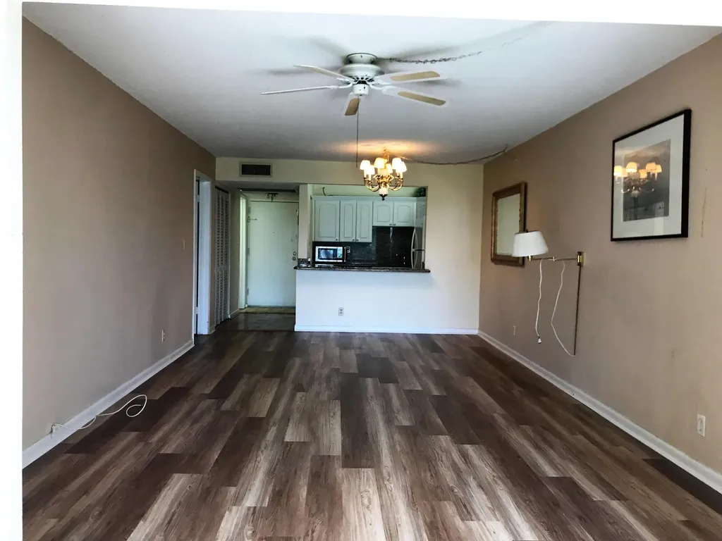9355 SW 8th Street Boca Raton FL 33428