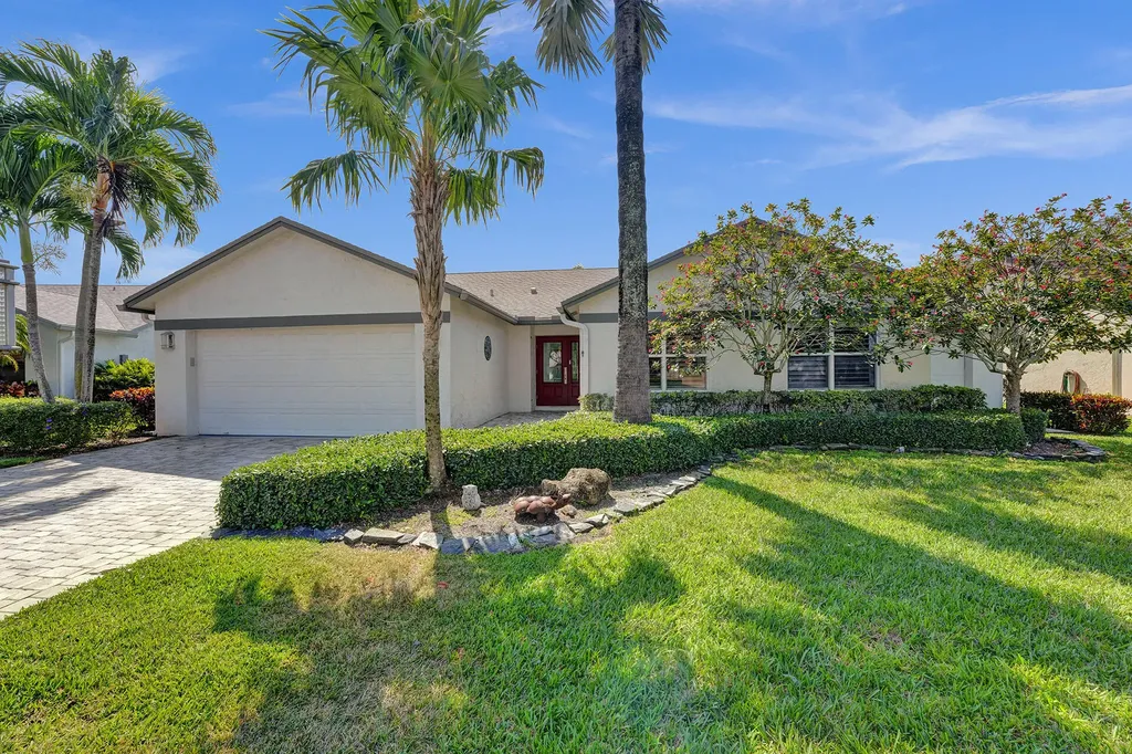 5711 Willow Creek Lane Delray Beach FL 33484