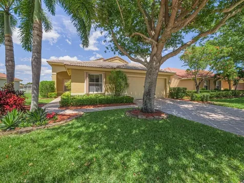 5374 Oakmont Village Circle Lake Worth FL 33463