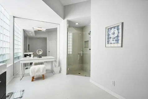 2384 NW 67th Street Boca Raton FL 33496