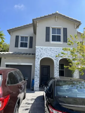 1201 SE 27th Terrace Homestead FL 33035