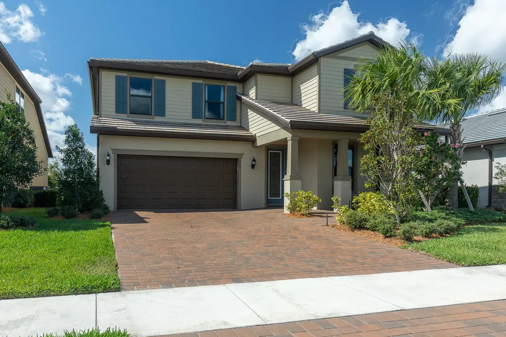 486 SE Vallarta Drive Port St Lucie FL 34984