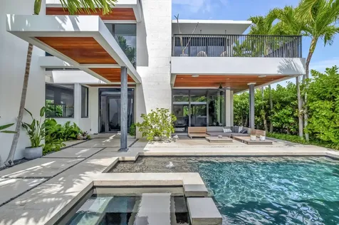 3421 Beacon Street Pompano Beach FL 33062