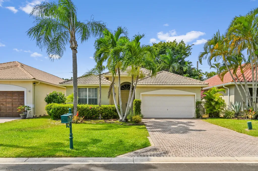 4337 NW 29th Way Boca Raton FL 33434