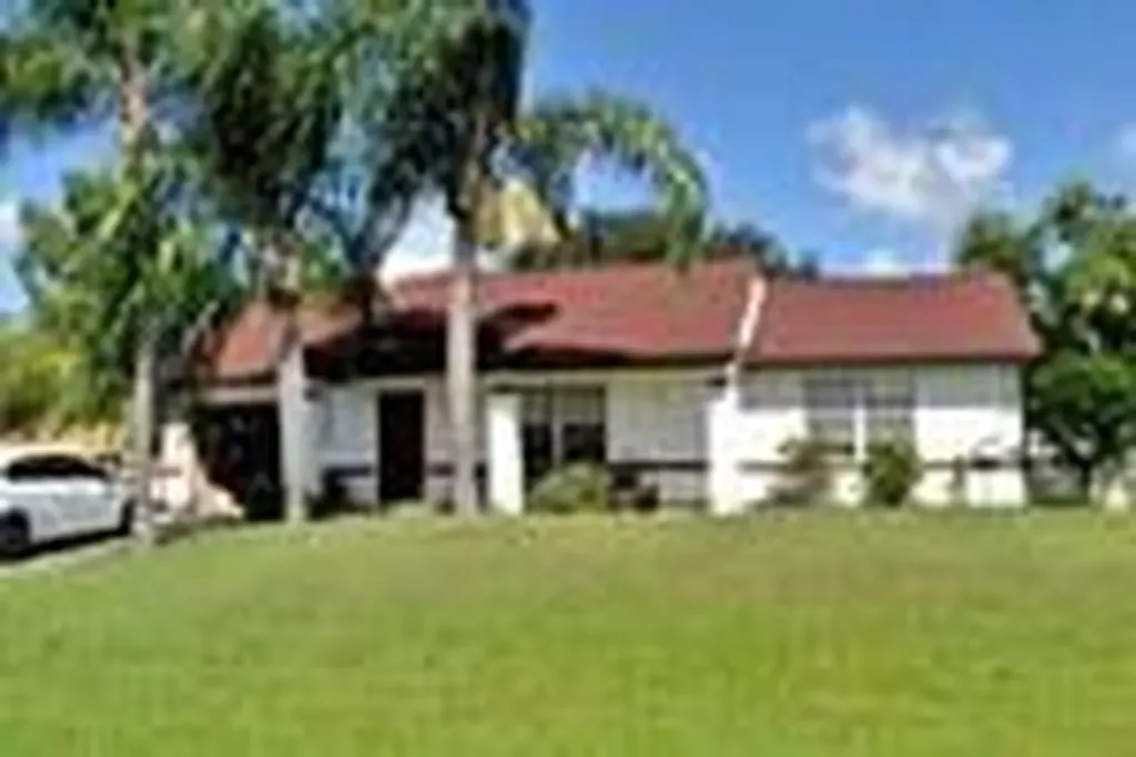 4967 NW Foxworth Avenue Port St Lucie FL 34983