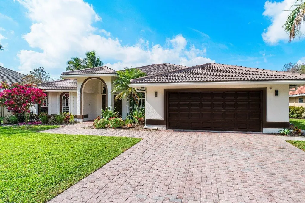 112 Kapok Crescent Royal Palm Beach FL 33411