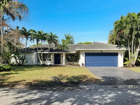 604 NW 99th Terrace Coral Springs FL 33071
