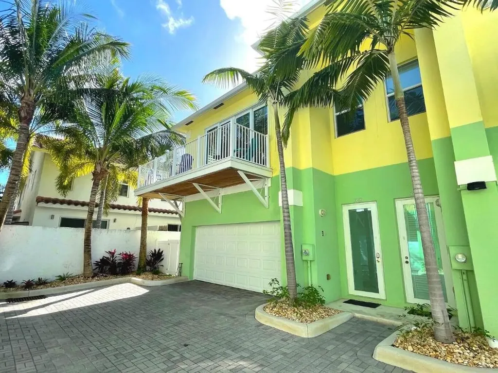 3212 NE 16th Street Pompano Beach FL 33062