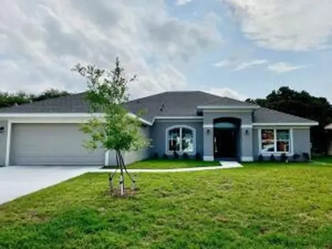 6775 NW Abigail Avenue Port St Lucie FL 34983