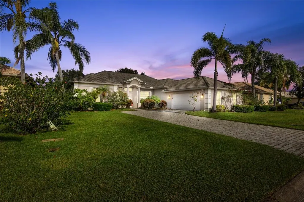 432 NW Canterbury Court Port St Lucie FL 34983